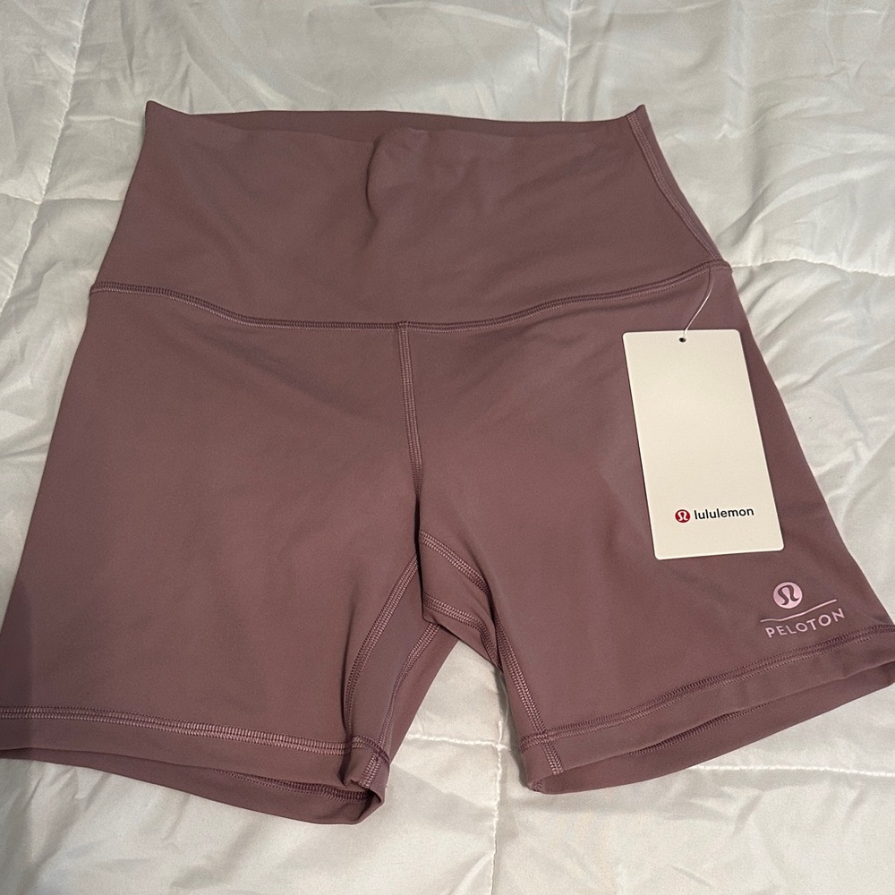 lululemon athletica Women's Bike Shorts - Dusty Rose